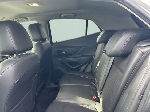 Used 2022 Buick Encore Preferred w/ Safety Package image 14