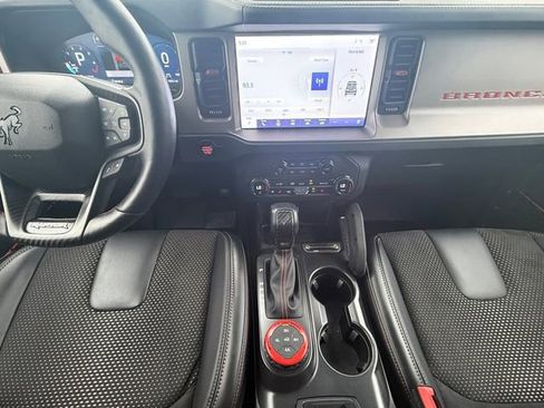 Used 2024 Ford Bronco Raptor AWD/4WD image 3