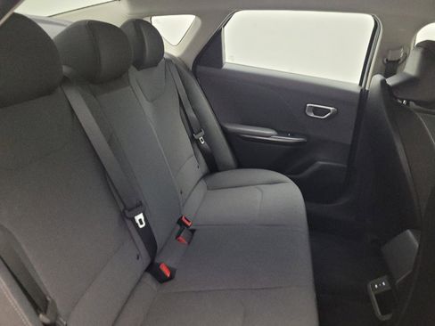 Used 2025 Kia K4 FWD image 19