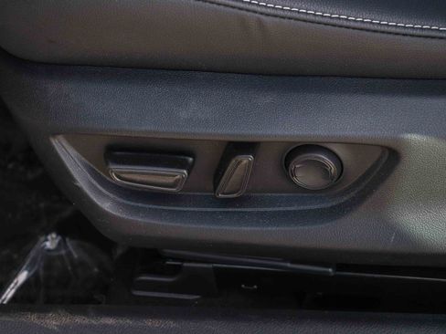 Used 2026 Toyota Camry SE w/ Convenience Package FWD image 21