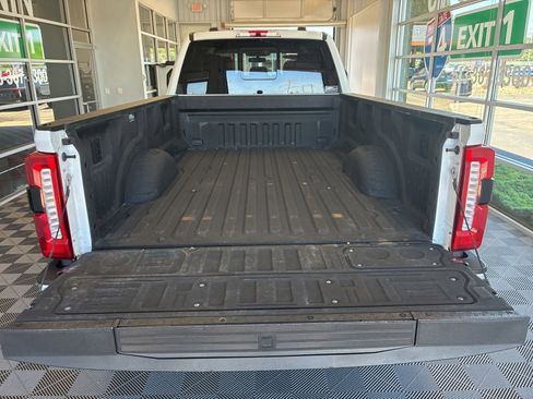 Used 2024 Ford F250 Lariat AWD/4WD image 11