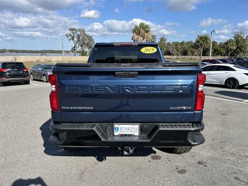 Used 2019 Chevrolet Silverado 1500 Custom Trail Boss w/ Custom Convenience Package image 10