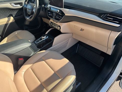 Used 2020 Ford Escape SEL image 25