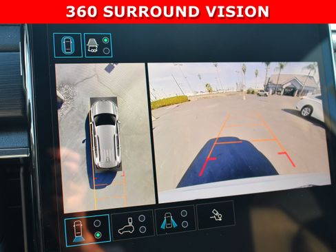 Used 2025 GMC Acadia Elevation w/ Elevation Premium Package image 18