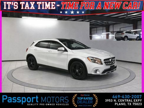 Used 2018 Mercedes-Benz GLA 250 4MATIC image 2