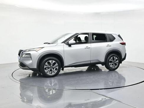 Used 2023 Nissan Rogue SV FWD image 6
