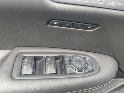 Used 2023 Cadillac XT6 Premium Luxury AWD/4WD image 12
