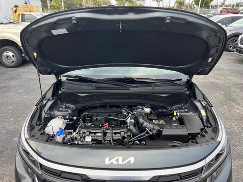 Used 2024 Kia Seltos SX image 57