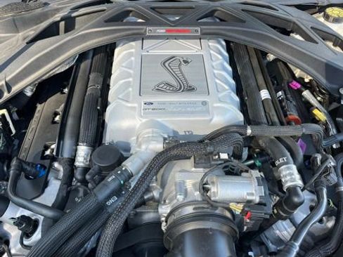 Used 2020 Ford Mustang Shelby GT500 w/ Technology Package RWD image 27