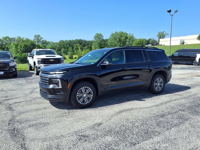 Used 2025 Chevrolet Traverse LT AWD/4WD image 45