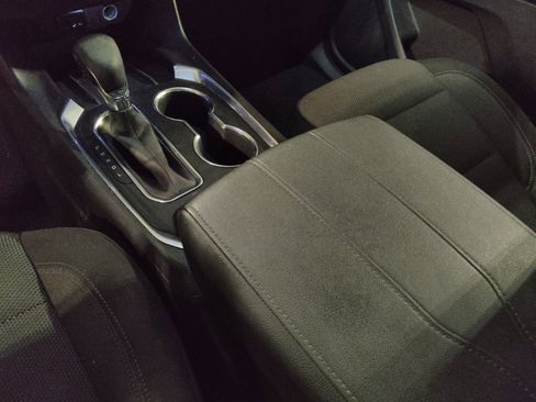 Used 2023 Chevrolet Traverse LT image 26