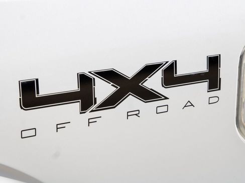 Used 2014 Ford F150 Platinum image 46