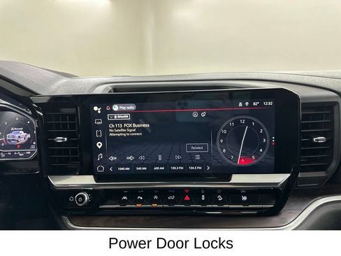 Used 2025 GMC Sierra 1500 SLT w/ SLT Premium Plus Package AWD/4WD image 47