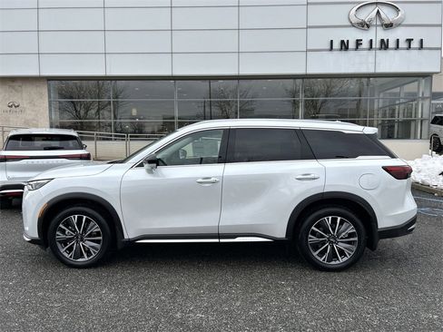 New 2026 INFINITI QX60 Luxe image 5