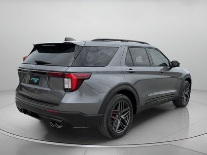 Used 2025 Ford Explorer ST