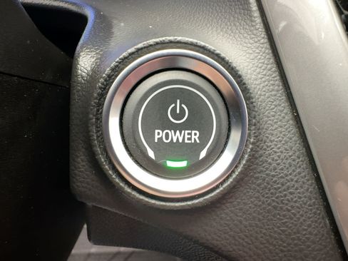 Used 2022 Chevrolet Bolt EUV LT w/ Convenience Package image 24