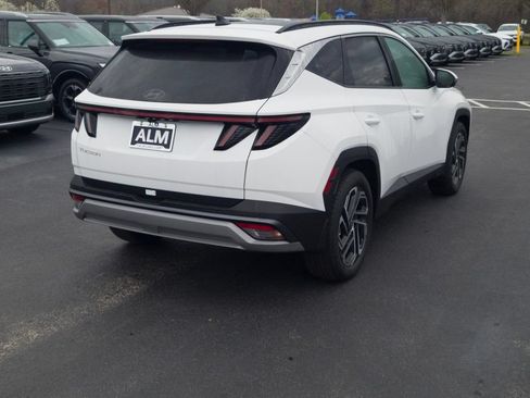 New 2026 Hyundai Tucson Limited FWD image 5