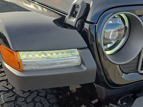 New 2026 Jeep Wrangler Unlimited Rubicon w/ Safety Group image 4