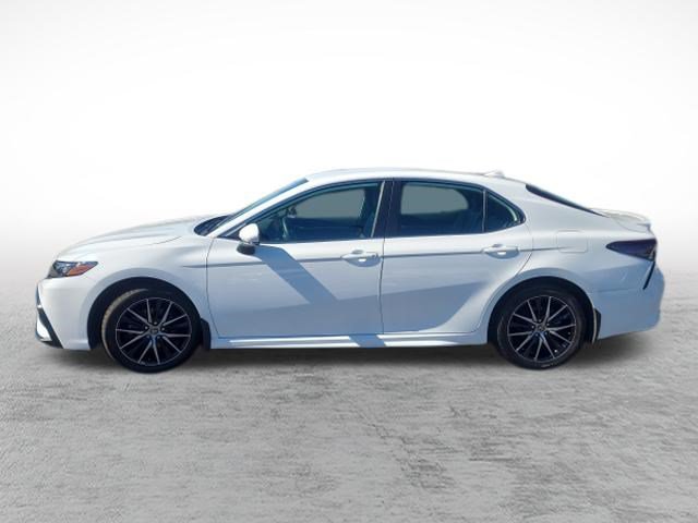 Certified 2024 Toyota Camry SE w/ Cold Weather Package FWD image 8