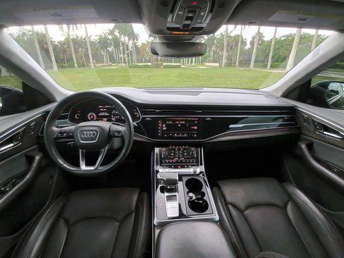 Used 2020 Audi Q8 Prestige w/ Prestige Package AWD/4WD image 10