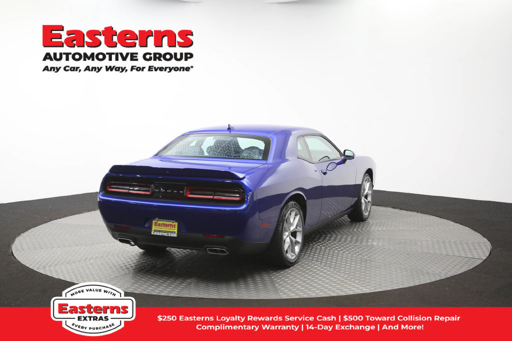 Used 2022 Dodge Challenger SXT w/ Plus Package RWD image 41