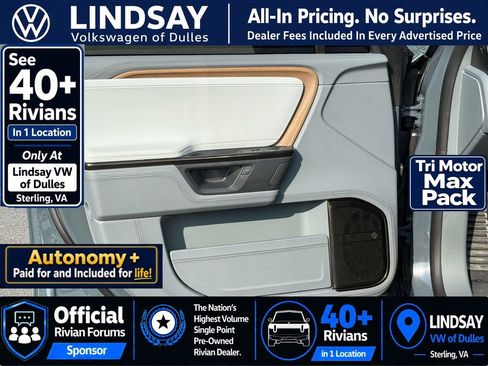 Used 2026 Rivian R1S Premium AWD/4WD image 11