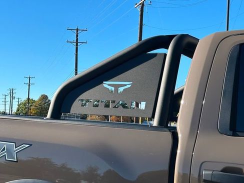 Used 2023 Nissan Titan PRO-4X w/ Off Road Protection Package image 18