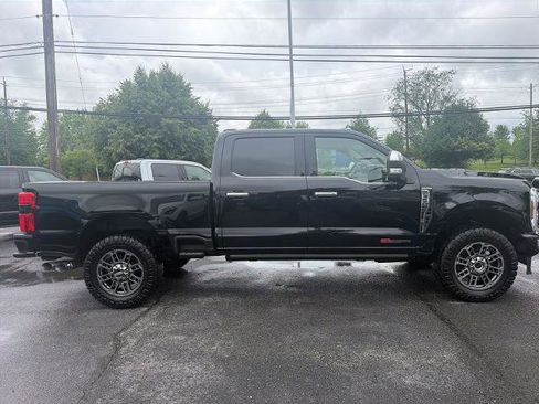 Certified 2025 Ford F350 Platinum w/ Platinum Plus Package AWD/4WD image 2