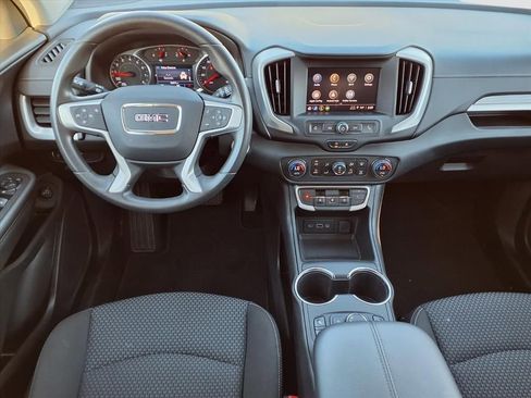 Used 2023 GMC Terrain SLE w/ Driver Convenience Package image 7