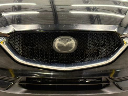 Used 2018 MAZDA CX-5 Touring FWD image 5