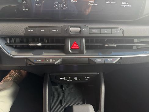 Used 2025 Kia K4 EX FWD image 20