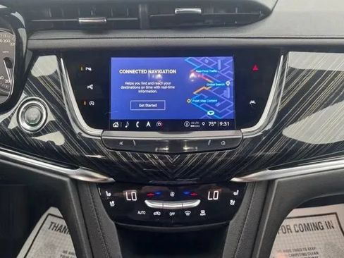 Used 2024 Cadillac XT6 Premium Luxury w/ Technology Package AWD/4WD image 29