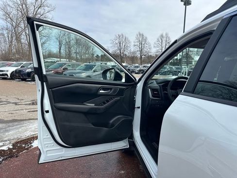 New 2026 Nissan Rogue SV image 12