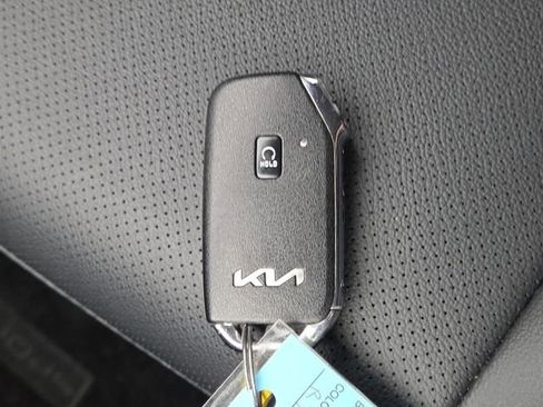 Used 2024 Kia Sportage EX AWD/4WD image 36