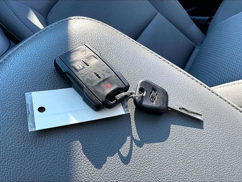 Used 2018 Chevrolet Colorado LT w/ LT Convenience Package image 35