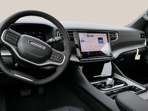 New 2026 Jeep Grand Wagoneer L Limited w/ Premium Group II image 15