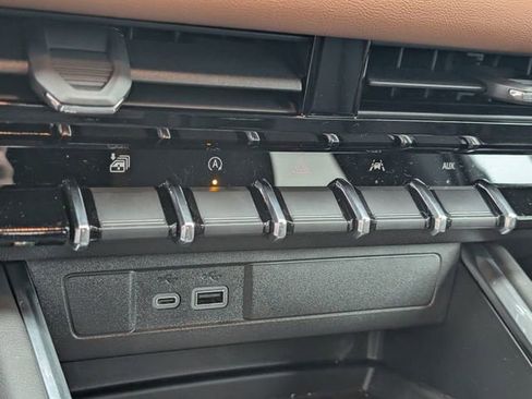 New 2026 GMC Canyon AT4 w/ Technology Plus Package AWD/4WD image 16