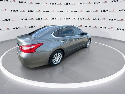 Used 2017 Nissan Altima 2.5 S w/ Power Driver Seat Package image 8