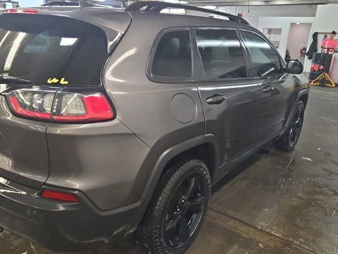 Used 2020 Jeep Cherokee Latitude Plus AWD/4WD image 9