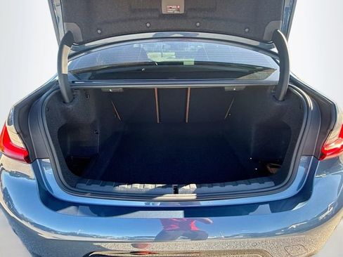 Used 2026 BMW 330i Sedan w/ M Sport Package image 12