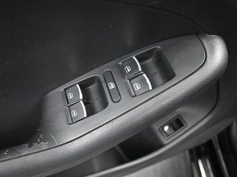 Used 2015 Volkswagen Jetta TDI SE image 13