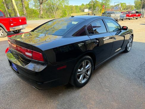 Used 2013 Dodge Charger SXT Plus image 4