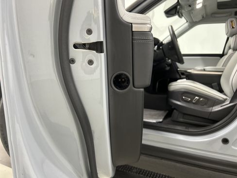 Used 2023 Rivian R1S Adventure Quad AWD/4WD image 32