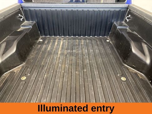 Used 2022 Toyota Tacoma TRD Sport w/ Technology Package image 24