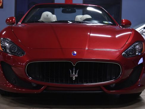 Used 2016 Maserati GranTurismo Sport image 5