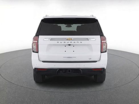 Used 2024 Chevrolet Suburban LT AWD/4WD image 5