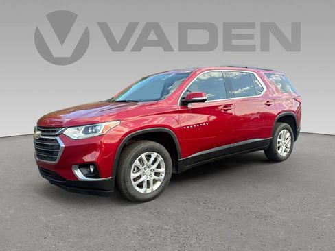 Used 2020 Chevrolet Traverse LT FWD image 19