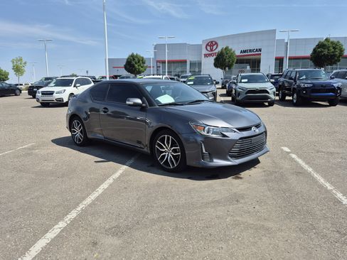 Used 2015 Scion tC FWD image 7