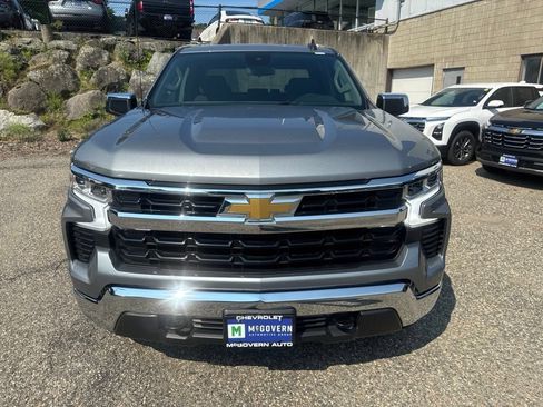 Used 2023 Chevrolet Silverado 1500 LT AWD/4WD image 10