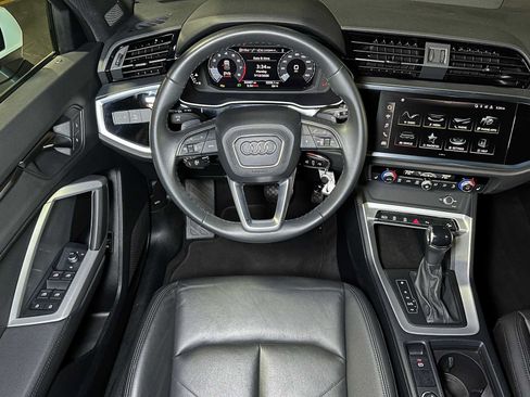 Used 2025 Audi Q3 2.0T Premium AWD/4WD image 43
